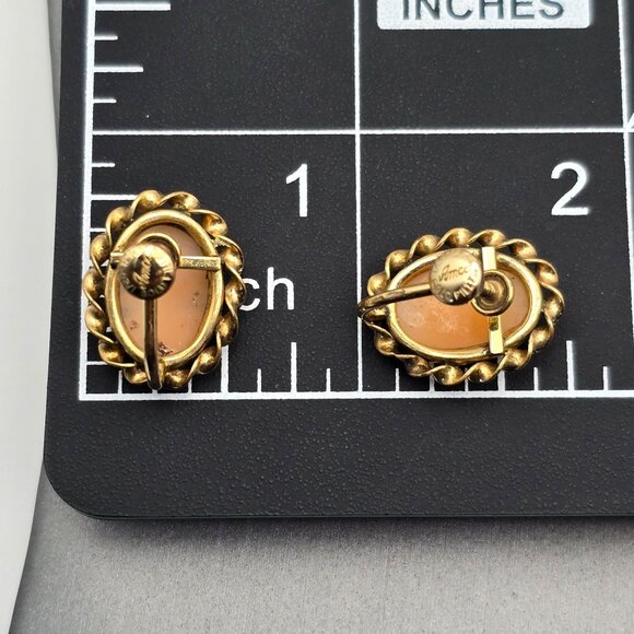 VTG AMCO 12k Gold Filled Shell Cameo Screw Back Earrings .75" 1960s - Picture 9 of 9